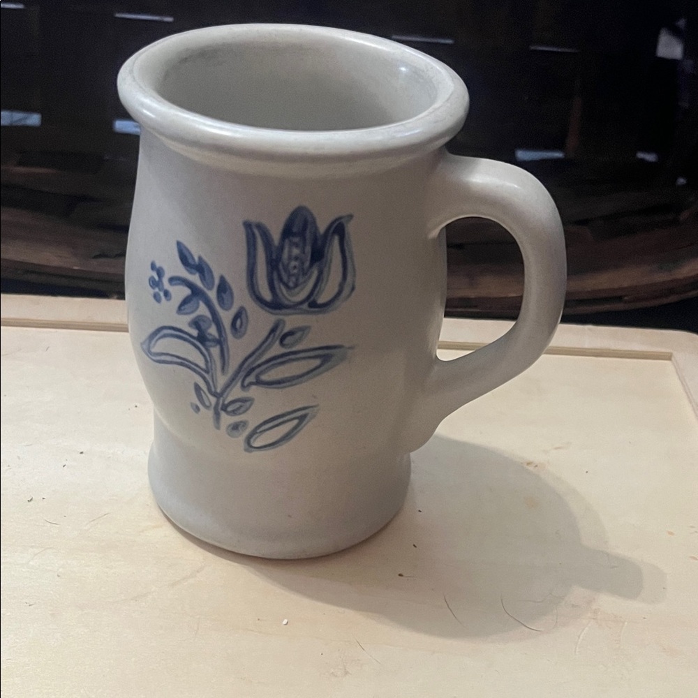 Pfaltzgraff Yorktowne Floral Stoneware Mug with Handle